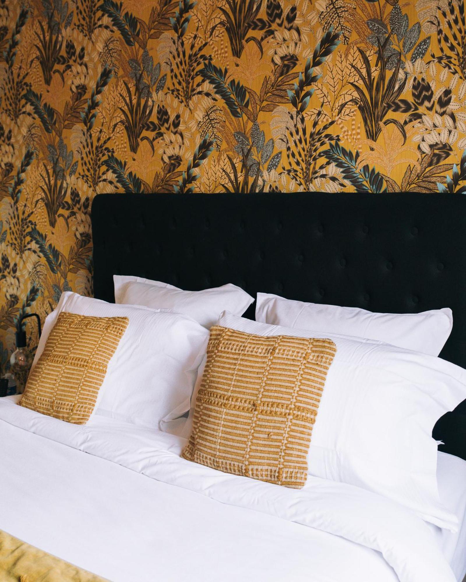 Le Boeuf Couronne - Hotel & Restaurant Chartres- Logis Hotels Eksteriør bilde